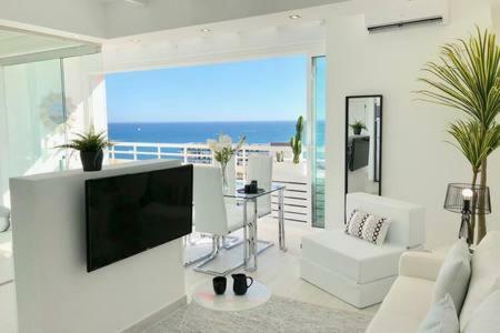 Loft Del Mar - Charming Luxury At La Roca Apartment *